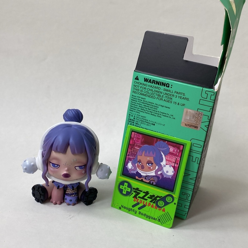 Skullpanda blind Box Naughty Bodyguard figurine - purple collectible figurine